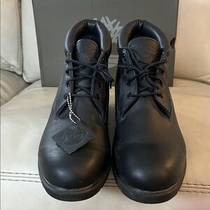 NEW, no box, Men’s size 10 Timberland Black Waterproof boot